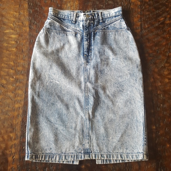Jordache Dresses & Skirts - 90s Jordache acid wash mid-length denim skirt